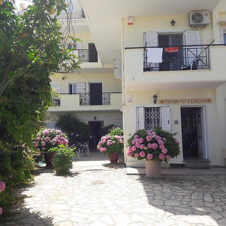 Pansion Filoxenia Apartments & Studios Tsoukaladhes Ngoại thất bức ảnh