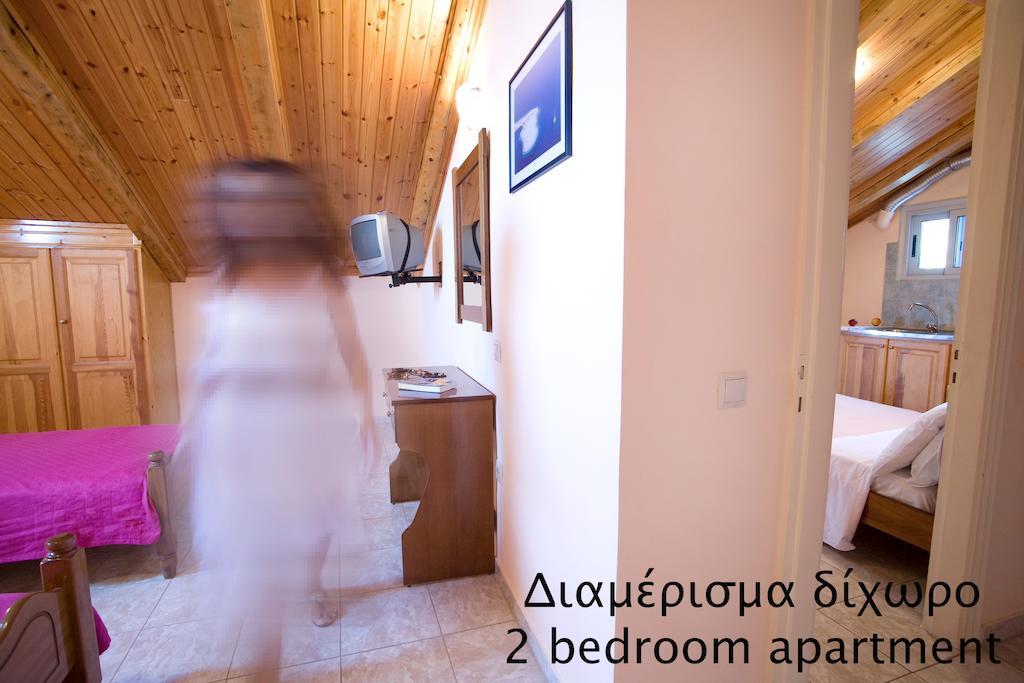Pansion Filoxenia Apartments & Studios Tsoukaladhes Ngoại thất bức ảnh